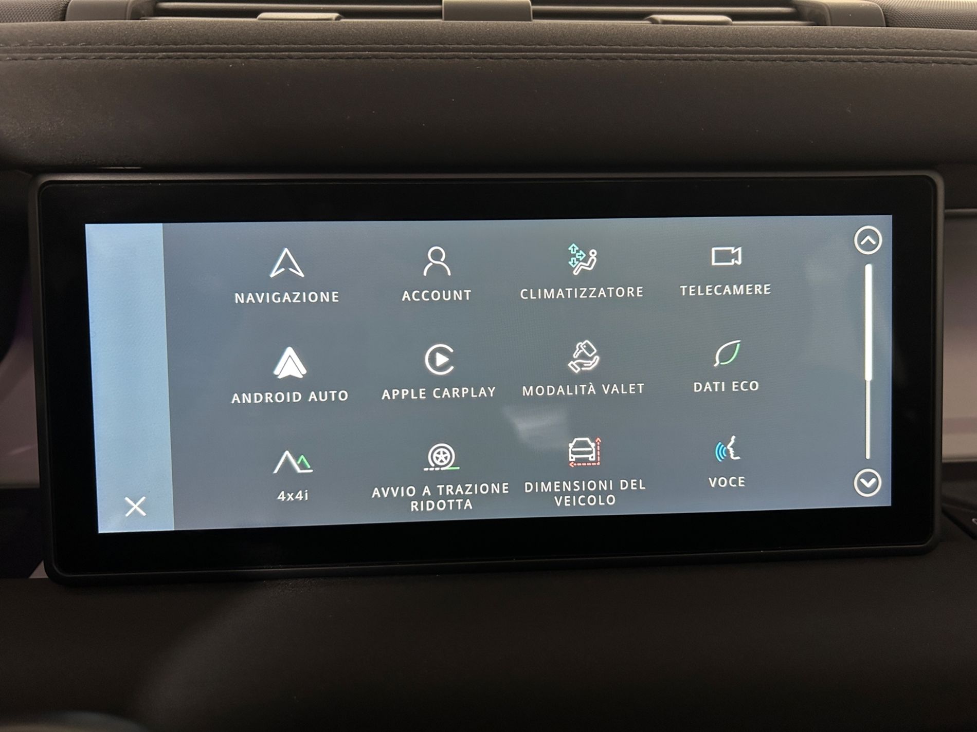 Defender 110 3.0d i6 mhev SE awd 200cv auto - Autoviemme